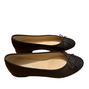 100% Authentic CHANEL Ballet Flats